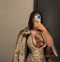 Molly - escort in Bali