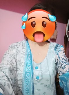 Molly - escort in Vadodara Photo 2 of 4