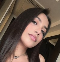 MoLLy - escort in Tokyo Photo 5 of 6