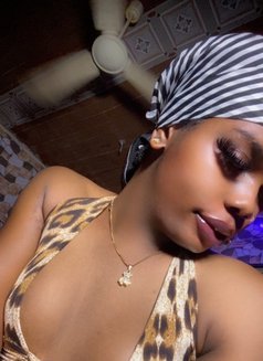 Molly - Transsexual escort in Abuja Photo 4 of 4
