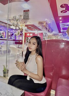 Molly Pretty Party GFE - Acompañantes transexual in Kuala Lumpur Photo 20 of 22