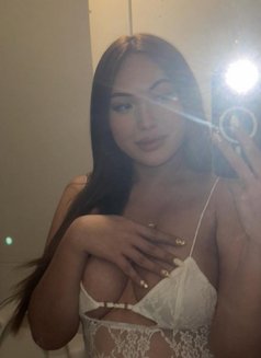 Molly Rose - Acompañantes transexual in Cebu City Photo 8 of 9
