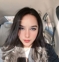 Molly - Transsexual escort in Riyadh Photo 2 of 16