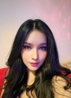 Molly - masseuse in Riyadh Photo 11 of 18