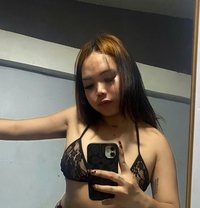 Mollysnw - Transsexual escort in Manila