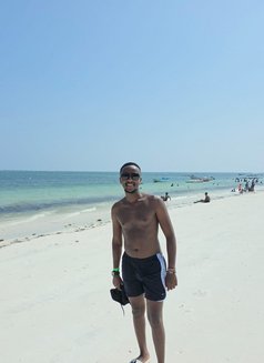 Mombasa Hill Dik - Acompañantes masculino in Nairobi Photo 3 of 3