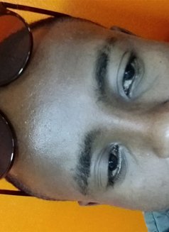 Mombasa Hill Will - Male escort in Nairobi Photo 2 of 5