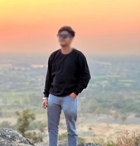 GAYS CALL BOY HERE. - Acompañantes masculino in Navi Mumbai