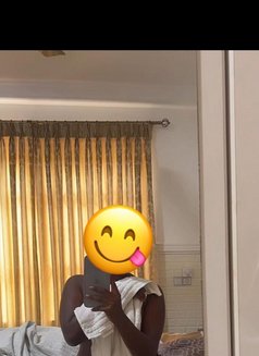 Mommy - escort in Accra Photo 1 of 5