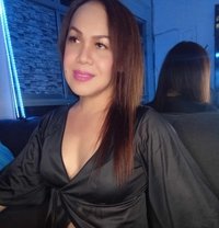 HOT MommA Vodkaaaaa - Transsexual escort in Manila