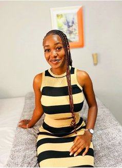 Momo 19 - escort in New Delhi Photo 4 of 5