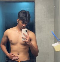 Momo - Acompañantes masculino in Bangkok