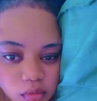 Momo - escort in New Delhi