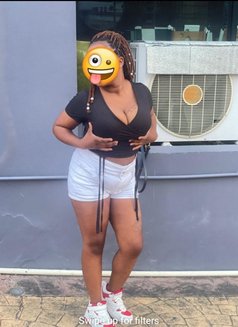 Momo - puta in Pattaya Photo 3 of 3