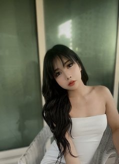 Momo Yanida - masseuse in Dubai Photo 7 of 8
