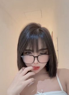 Momo Yanida - masseuse in Dubai Photo 7 of 11