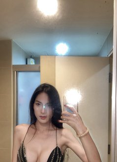 Momo1209 - Transsexual escort in Taipei Photo 2 of 5