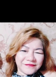 Momshie - escort in Dubai Photo 1 of 2