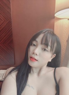 Mon - escort in Dubai Photo 5 of 5