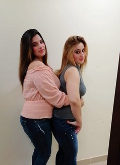 Mona & Ayesha Lesbian Girls - puta in Dubai Photo 2 of 5