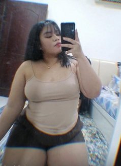 Chubby Lady Azaibah - masseuse in Muscat Photo 8 of 10