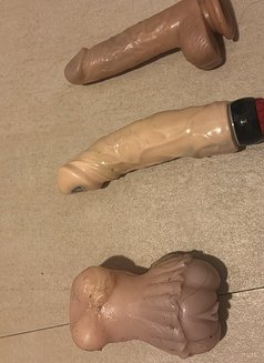 Mona both big monsters - Transsexual escort in Riyadh Photo 15 of 15