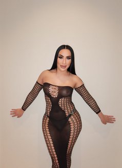 Mona both big monsters - Transsexual escort in Riyadh Photo 2 of 12