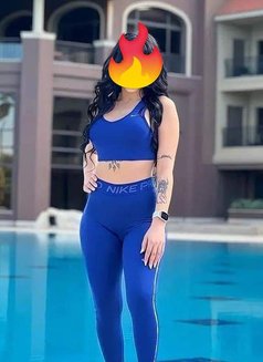 Mona - escort in Alexandria Photo 3 of 3