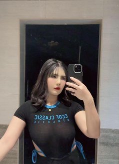 Mona - escort in Al Manama Photo 11 of 27