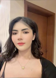 Mona - escort in Al Manama Photo 17 of 27