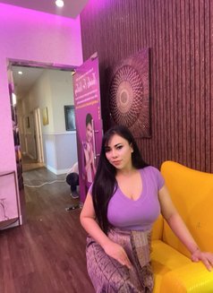 Mona - masseuse in Dammam Photo 5 of 7