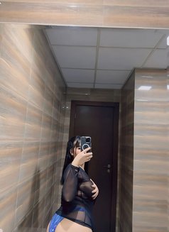 Mona - escort in Khobar Photo 6 of 14