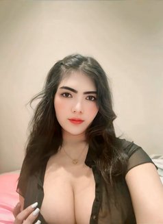 Mona - escort in Khobar Photo 9 of 14