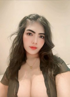 Mona - escort in Khobar Photo 11 of 14