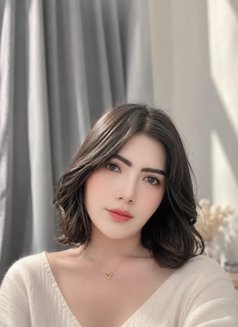 Mona - escort in Riyadh Photo 9 of 19
