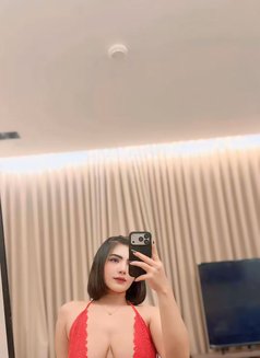 Mona - escort in Riyadh Photo 18 of 19