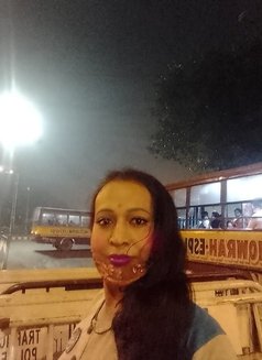 Mona - Transsexual escort in Kolkata Photo 4 of 6