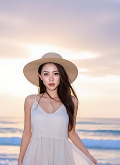 Mona Garcia Newcomer - escort in Bali Photo 4 of 5
