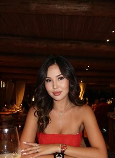 Mona Hot Babe - escort in Hong Kong Photo 3 of 7