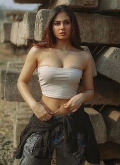 Mona Independent Model - escort in Bangalore Photo 1 of 4