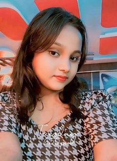 No cam only real meet - puta in Bangalore Photo 1 of 6