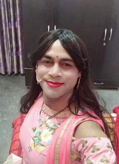 Mona - Acompañantes transexual in Manali Photo 3 of 10