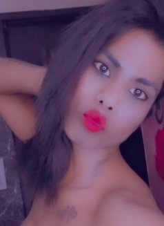 Mona - Transsexual escort in New Delhi Photo 7 of 10