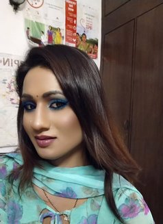 Mona - Acompañantes transexual in New Delhi Photo 2 of 5