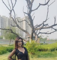 Mona - Acompañantes transexual in New Delhi
