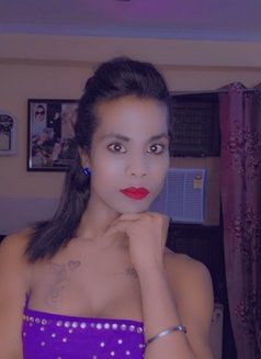 Mona - Transsexual escort in New Delhi Photo 1 of 10