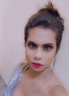 Mona - Transsexual escort in New Delhi Photo 4 of 10