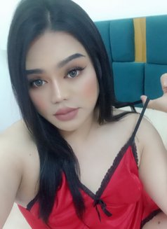 Mona Ladyboy so hot in al khobar - Transsexual escort in Khobar Photo 6 of 10