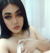 Mona Ladyboy so hot in al khobar - Acompañantes transexual in Khobar Photo 3 of 3