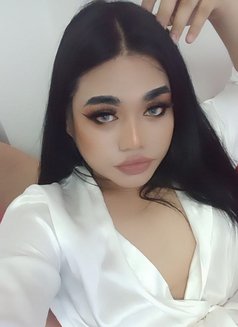 Mona Ladyboy so hot in al khobar - Transsexual escort in Khobar Photo 9 of 12